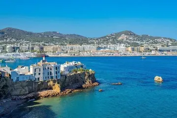 Know better the island of Ibiza (Spain) by Virtual tour