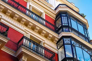 Madrid  Non-stop round-trip flight from France for 20 Euros