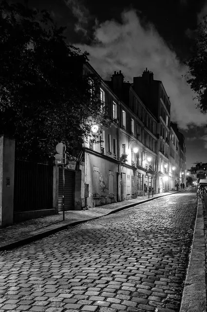 MADRID AIRPORT:  HOTEL 4* (1 NIGHT)   FOR  11 EUROS  P/P
