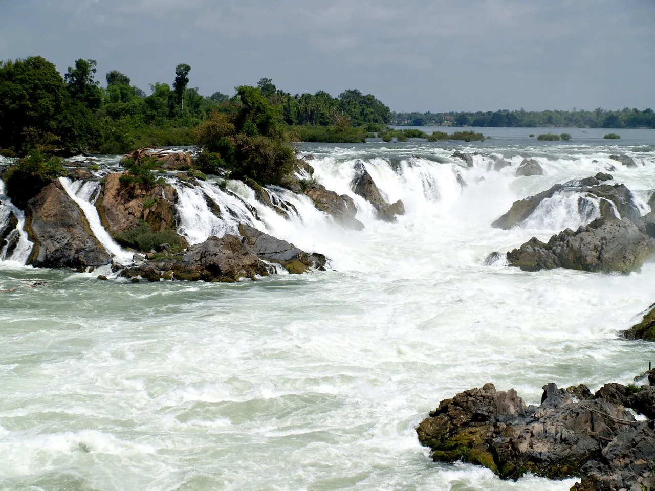 Laos White Temple