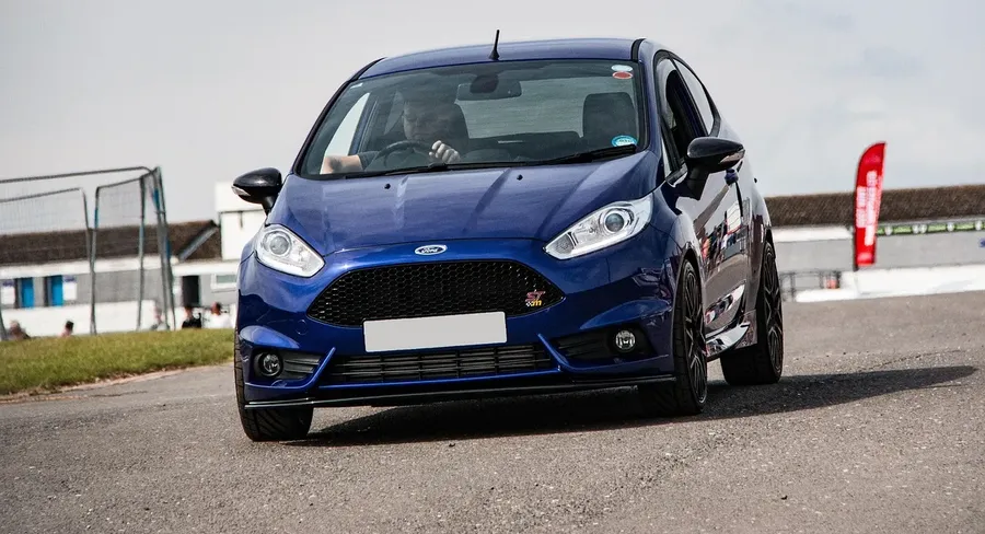 Screenshot Ford Fiesta rent a carpalma de mallorca