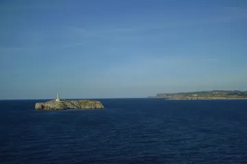 Santander: Non-stop round-trip flight from Belgium for 16 Euros